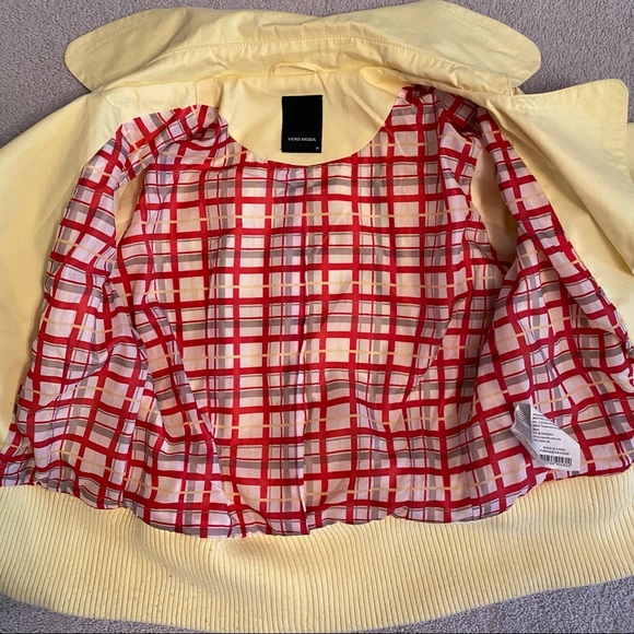 Yellow "Short Trenchcoat" Jacket Style w/ Belt - Picture 11 of 11